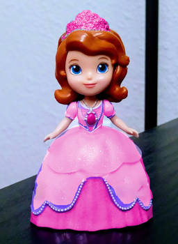 Sofia Grad Dress Figurine