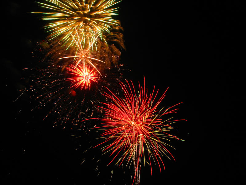 Fireworks Deviantart Fireworks 2011 3 by Sariebear20 on DeviantArt