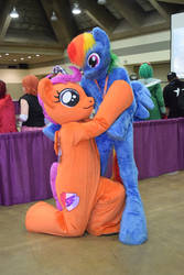 Scootaloo fursuit/cosplay with Rainbow Dash