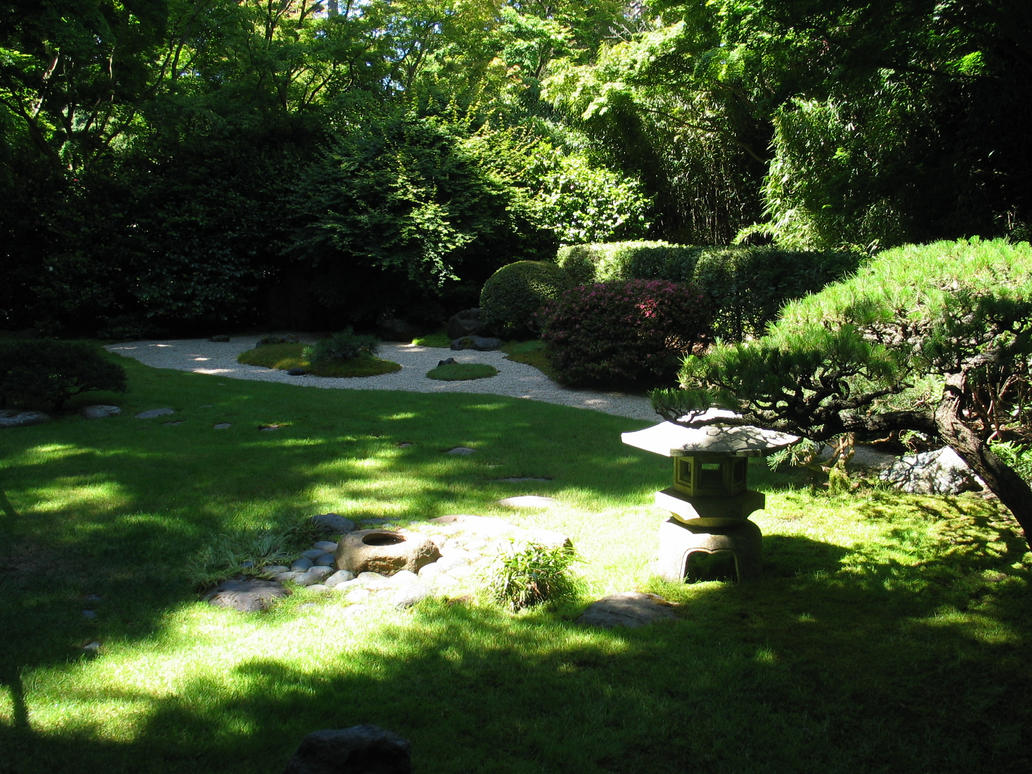 http://th04.deviantart.net/fs11/PRE/i/2006/195/7/6/Culture_Center_Zen_Garden_by_bakallama.jpg