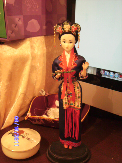 chinese girl doll