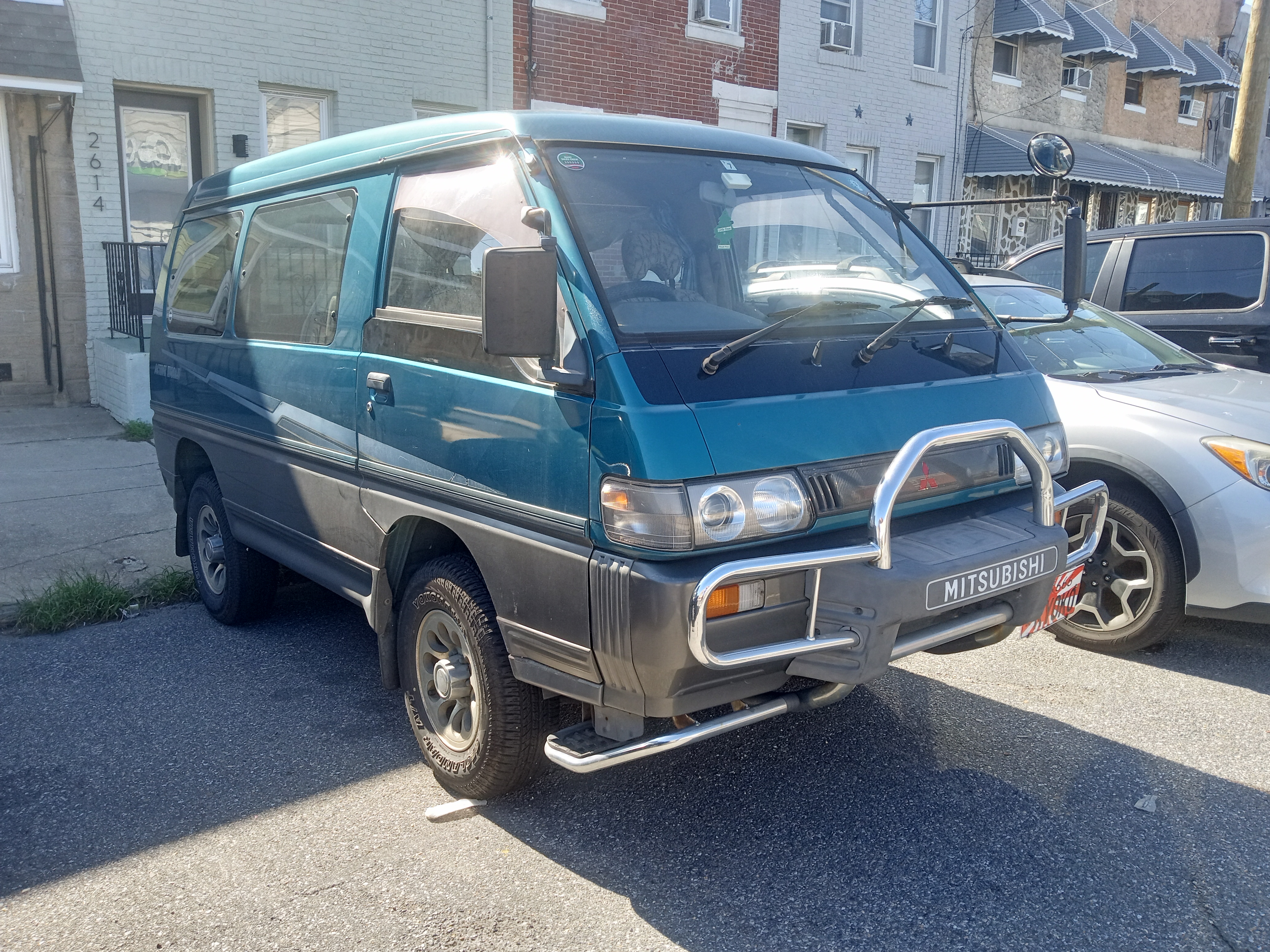1996 Mitsubishi Delica