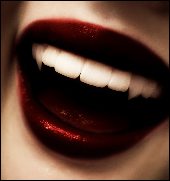 Vampire Fangs .