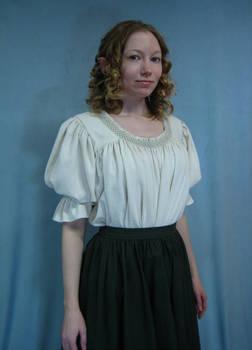 Hobbit chemise and skirt 2