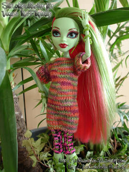 Knitting sweaters for Venus - Version 1