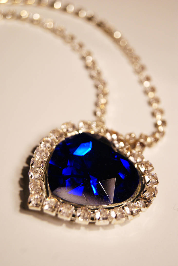 Le Coeur de la Mer by MicWits101