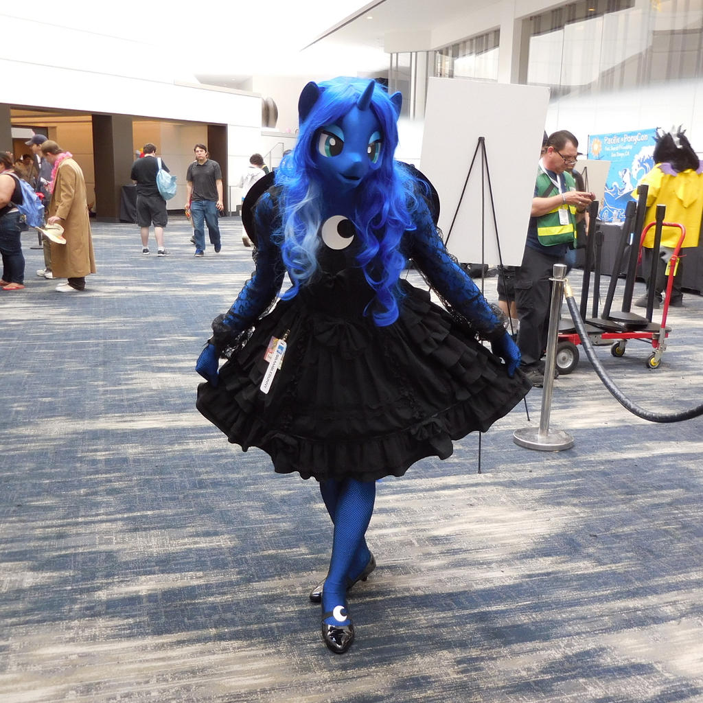 This My Little Pony Cosplay Gallery Has Fewer Centaurs Than Youd Think | Geek and Sundry
