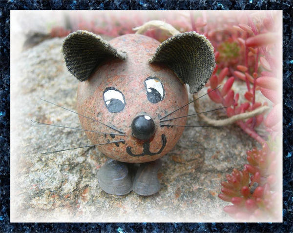 Stone Mouse by Aiah on DeviantArt
