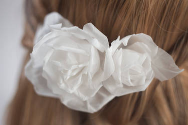 White rose hairpin 13