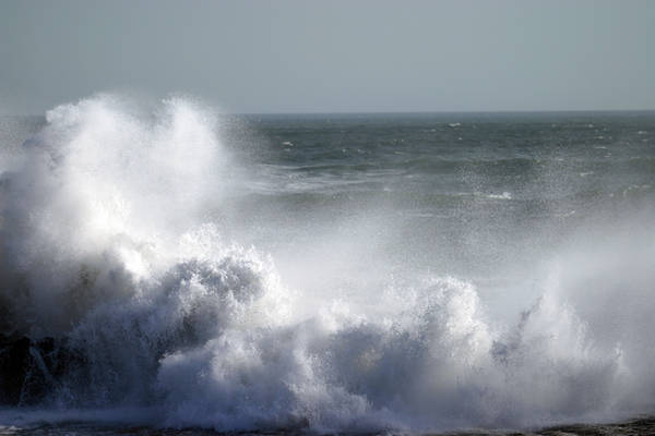 wave1 by NikiljuiceStock