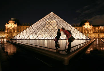 Love at the Louvre