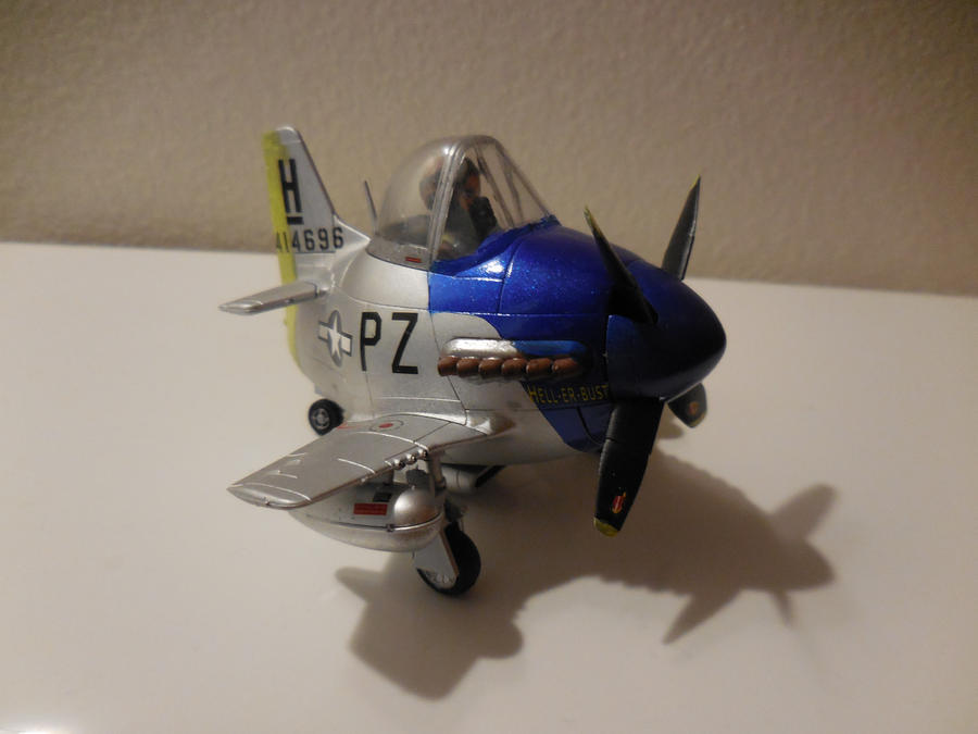 Model P-51 Mustang Egg Plane