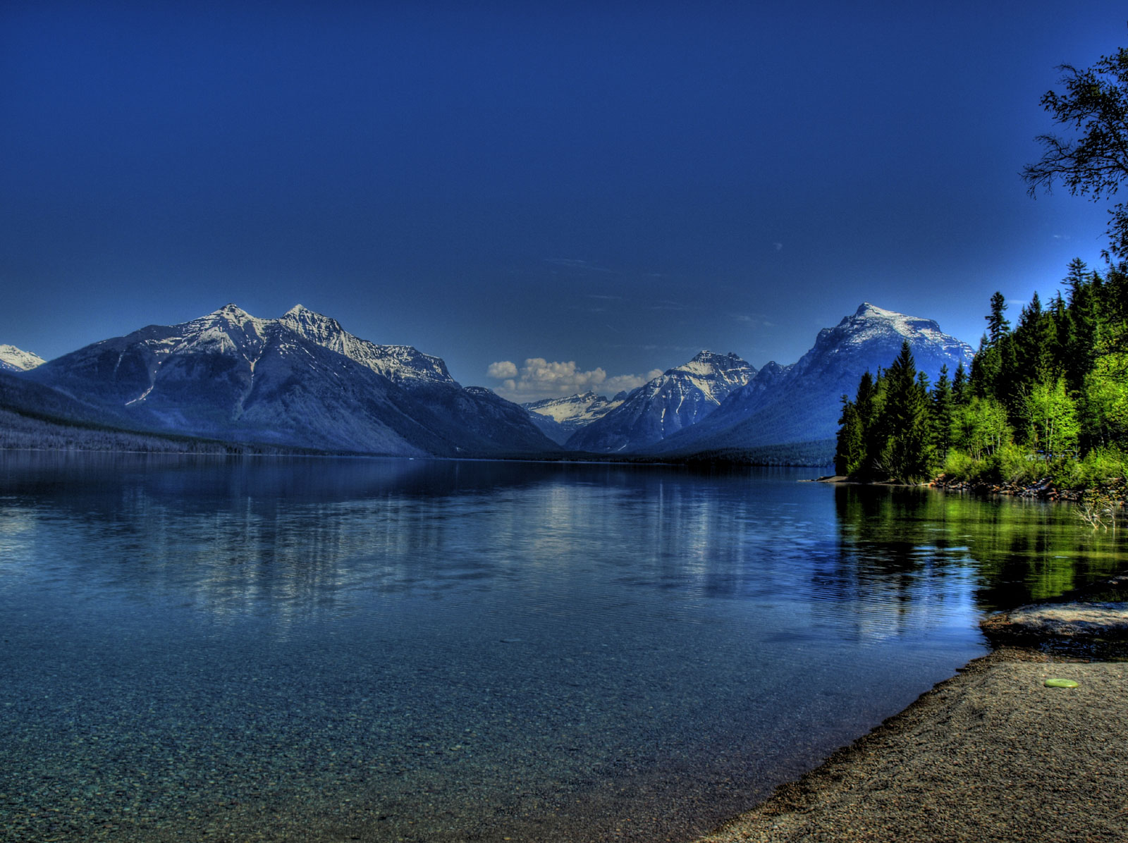 Glacier in HDR 1