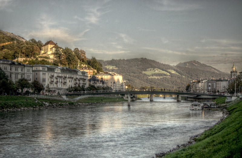 Salzburg HDR by DoWhoRanZone