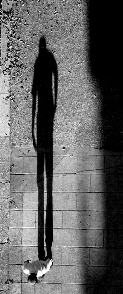 Moving Shadow Disign The moving Shadow by Rob1881 on DeviantArt