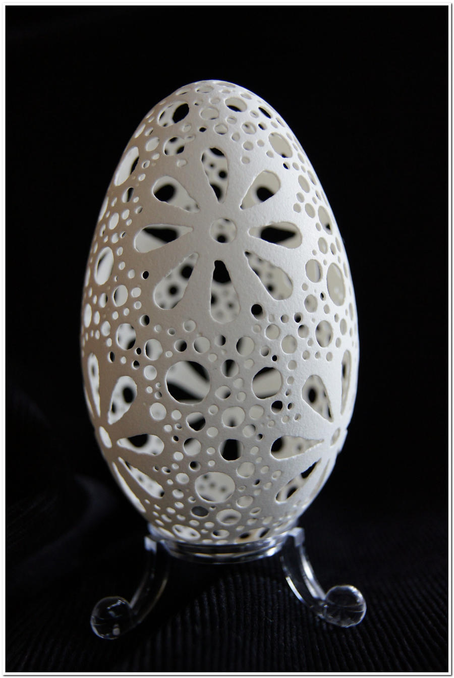 Carved goose eggshell by peregrin71