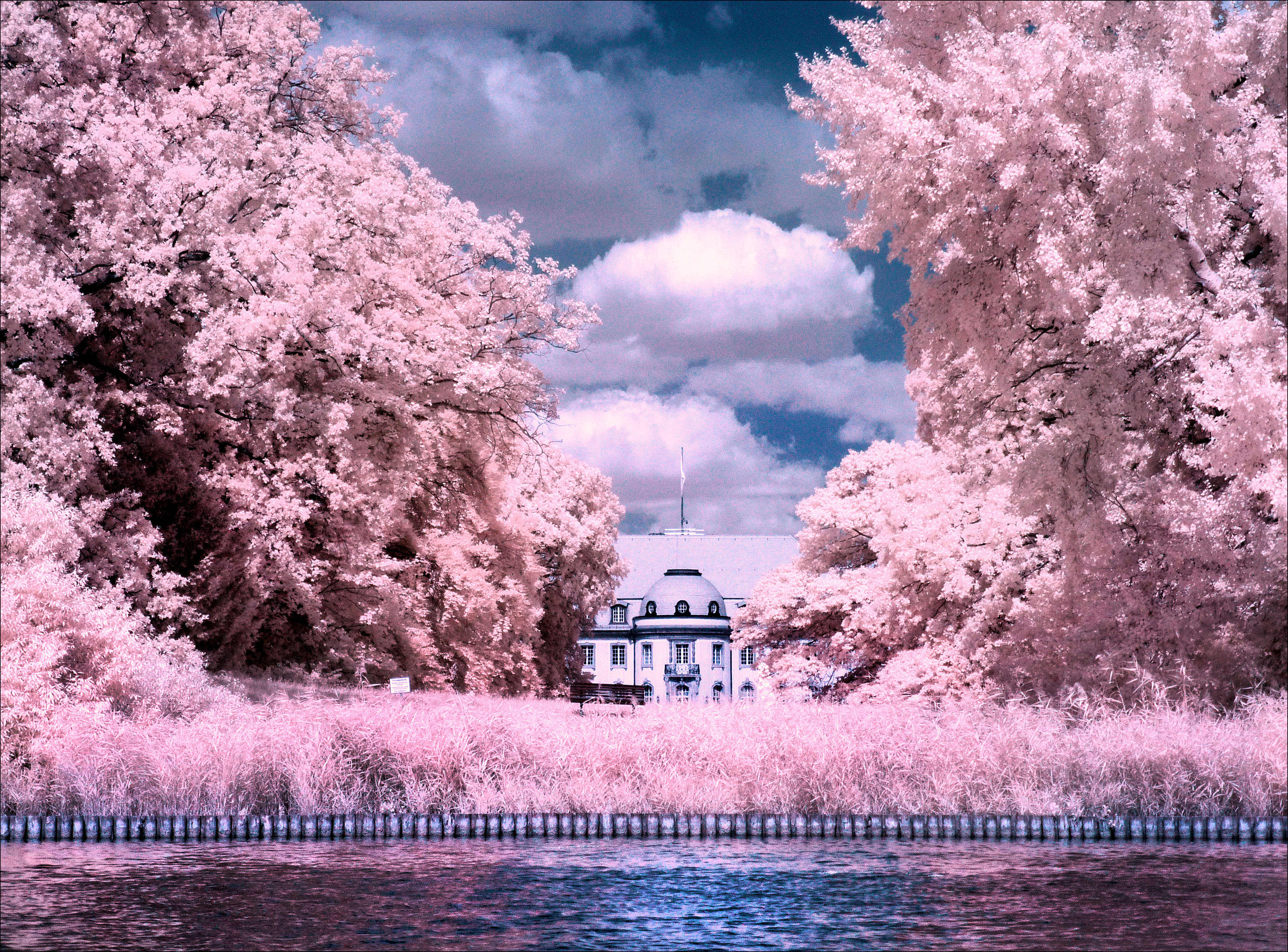 Villa Borsig Berlin Tegeler See infrared