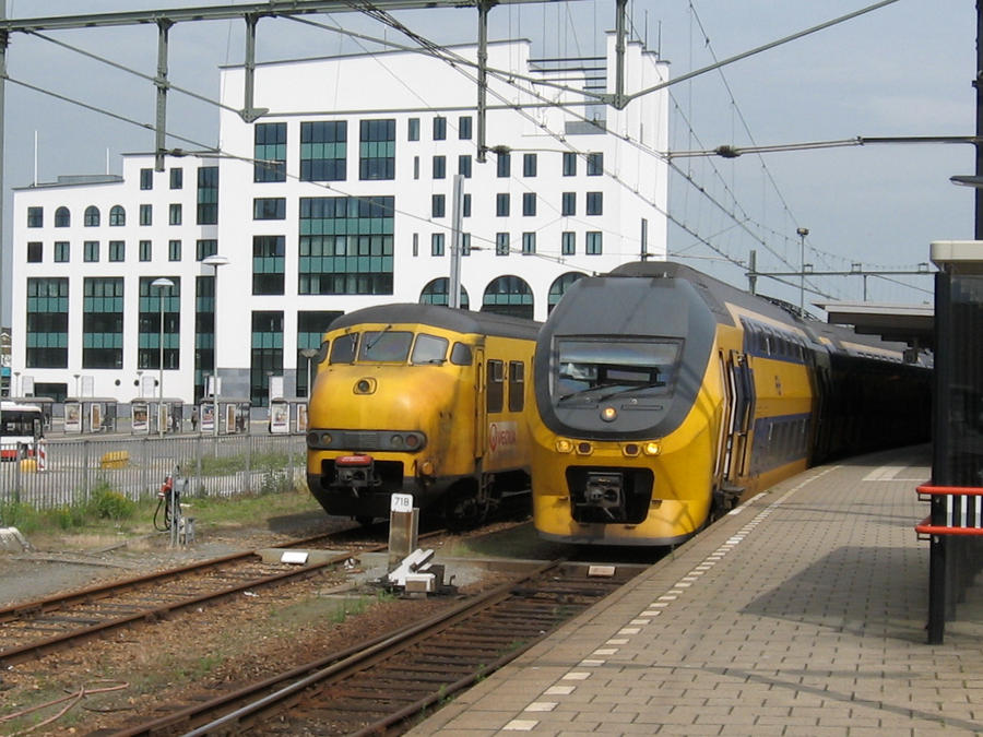 Dutch Emu Dutch EMUs by ZCochrane on DeviantArt