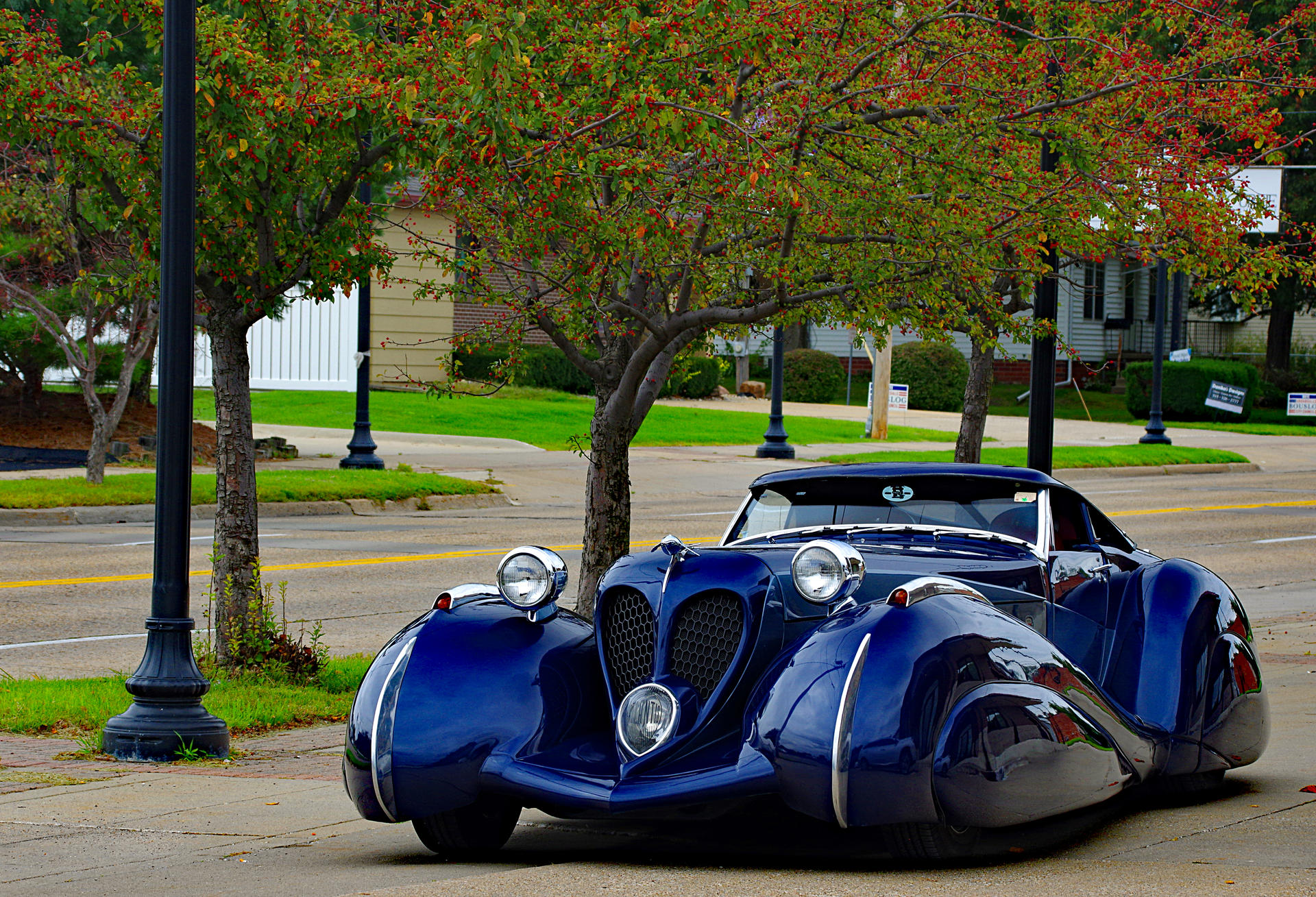 The Atlantis Roadster