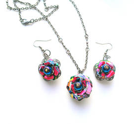 Aluminum Can Roses Necklace and Earrings Set