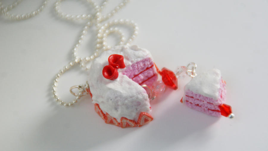 Strawberries and Cream Cake Necklace