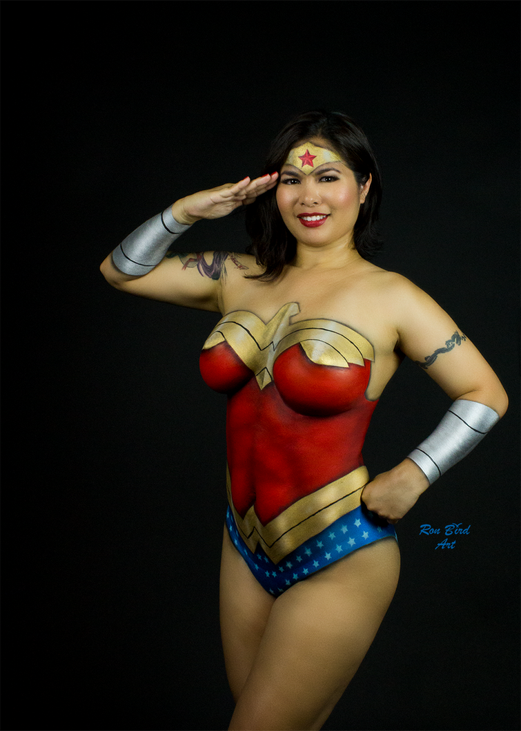 Wonder Woman body painting by CarolineCosplay on DeviantArt.