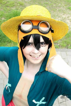 [Cosplay] One Piece - Luffy (Strong World) 