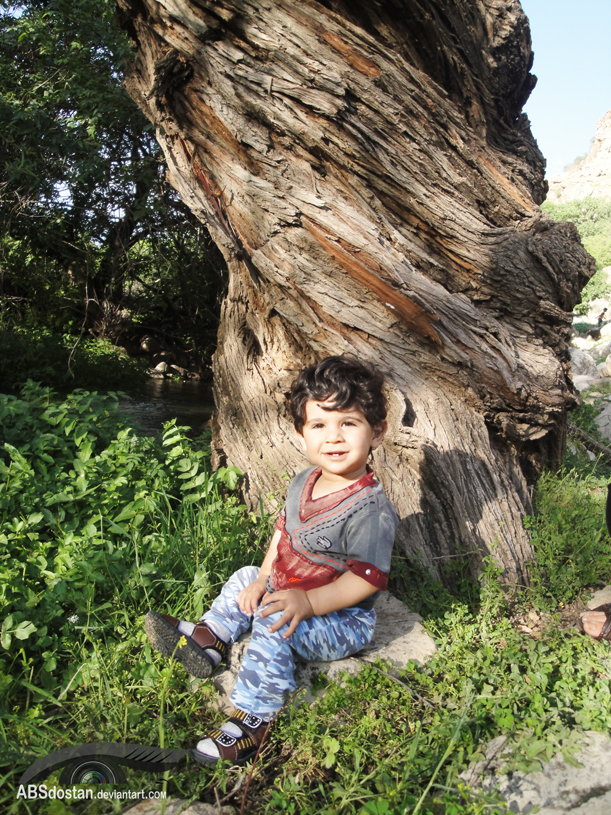 Arshia with magic tree