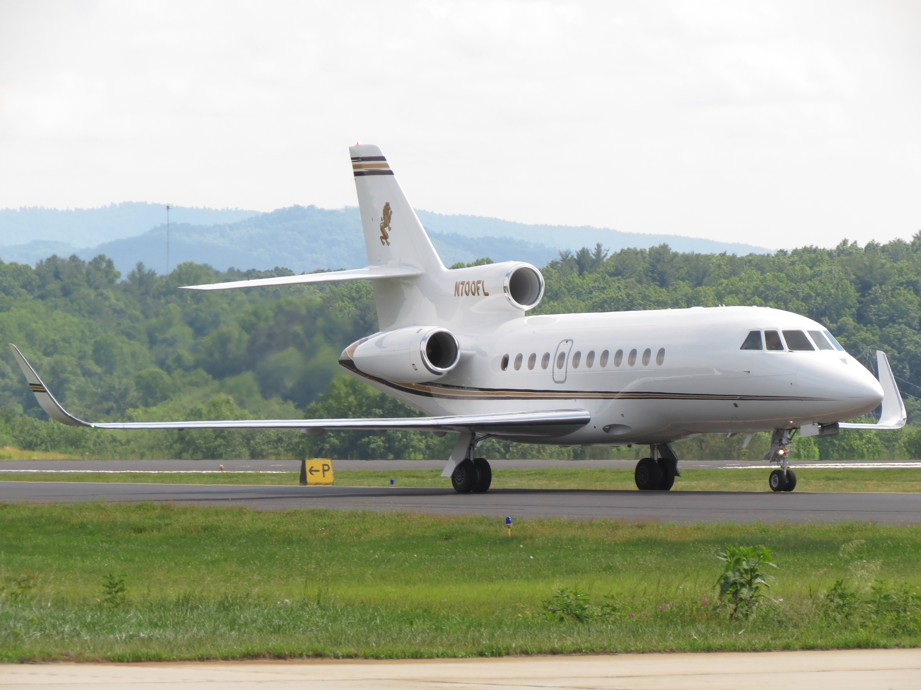 Dassault Falcon 900LX