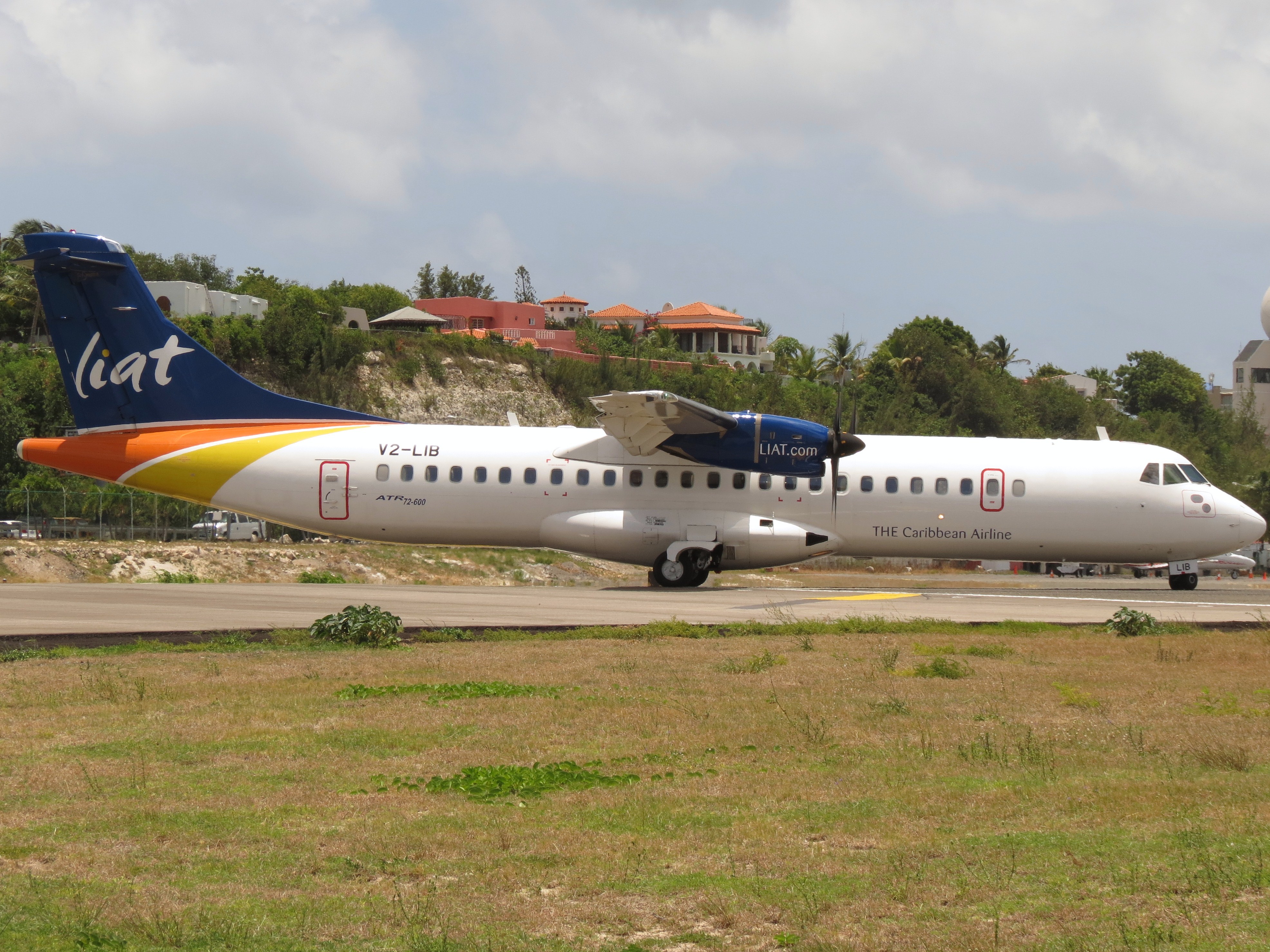 ATR 72 Profile Shot