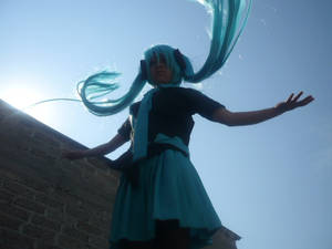 Miku Hatsune Love is War