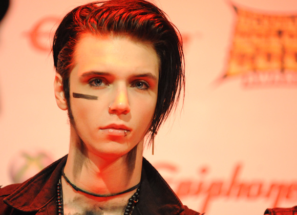 Andy Biersack. New hair.