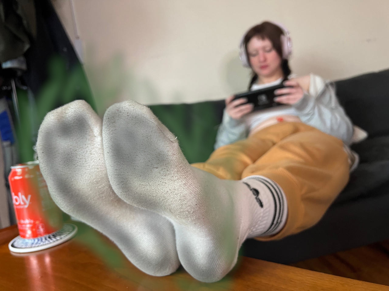 Gamer Girl Feet By SockSweatSlave On DeviantArt gamer-girl-feet-by-socksweatslave-on-deviantart