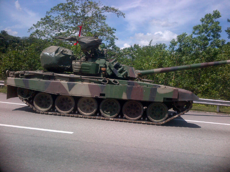 Move Vs Tank Moving Tank - Pic could have gone bad by TrulyDoubleN on DeviantArt