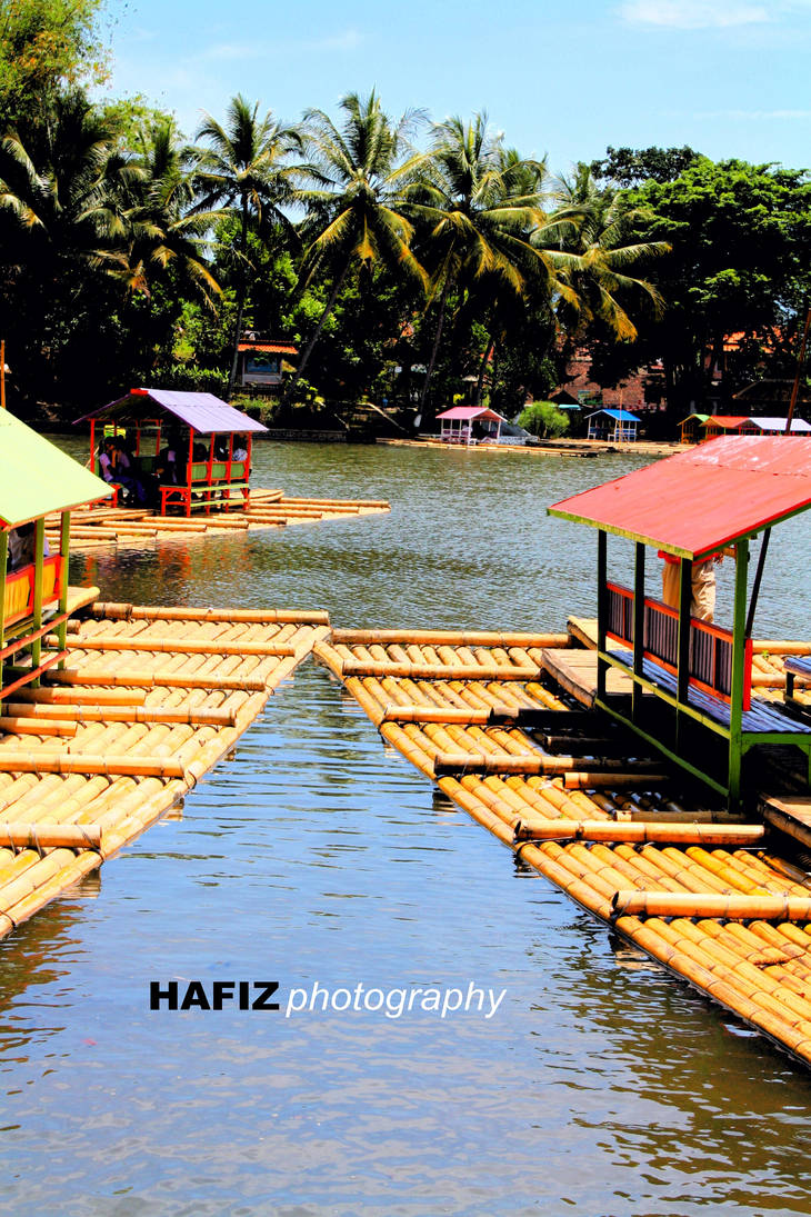 Perahu Rakit by hafizhudyatama on DeviantArt