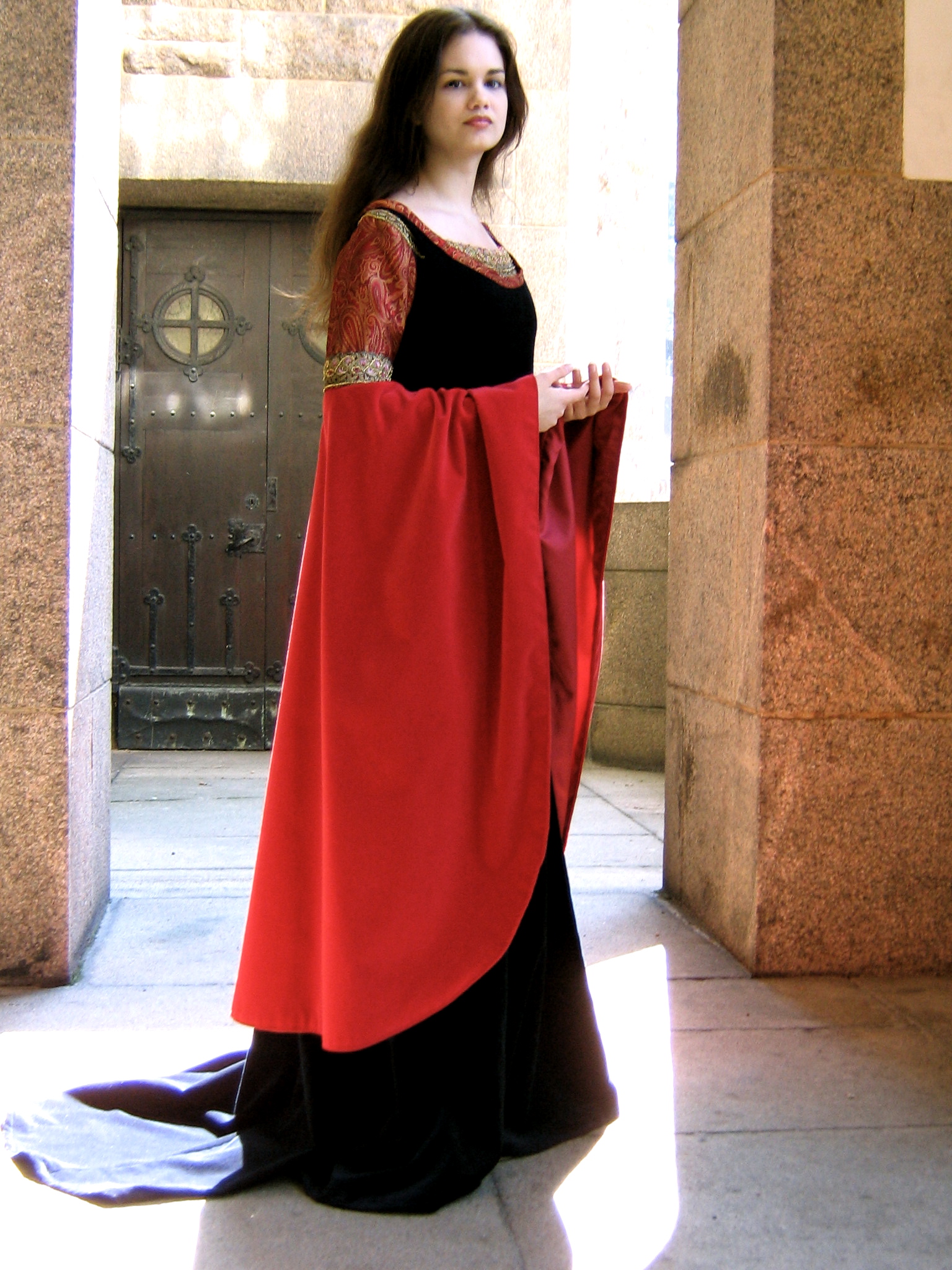 Arwen's BloodRed Gown