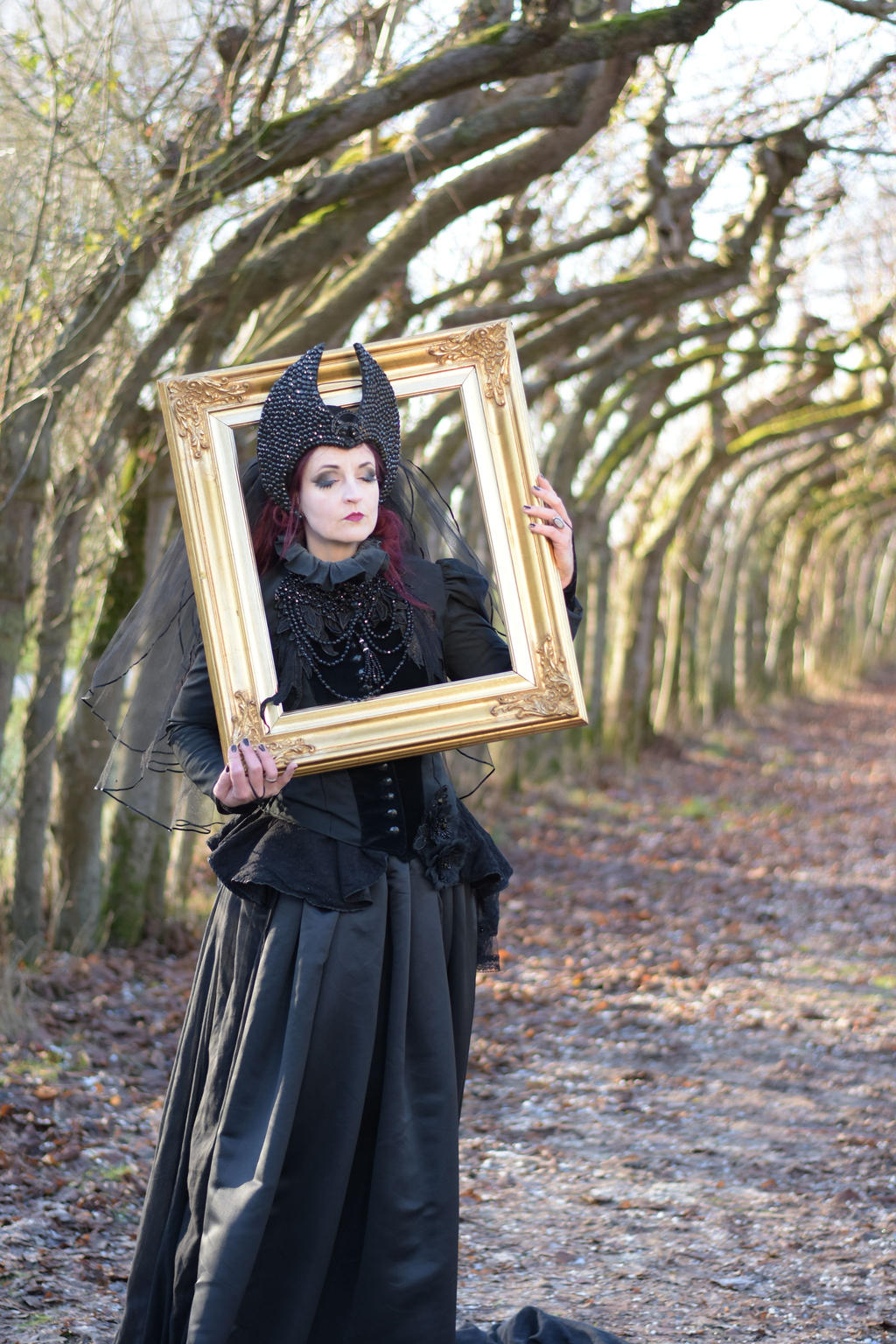 Stock - Gothic lady with frame 2