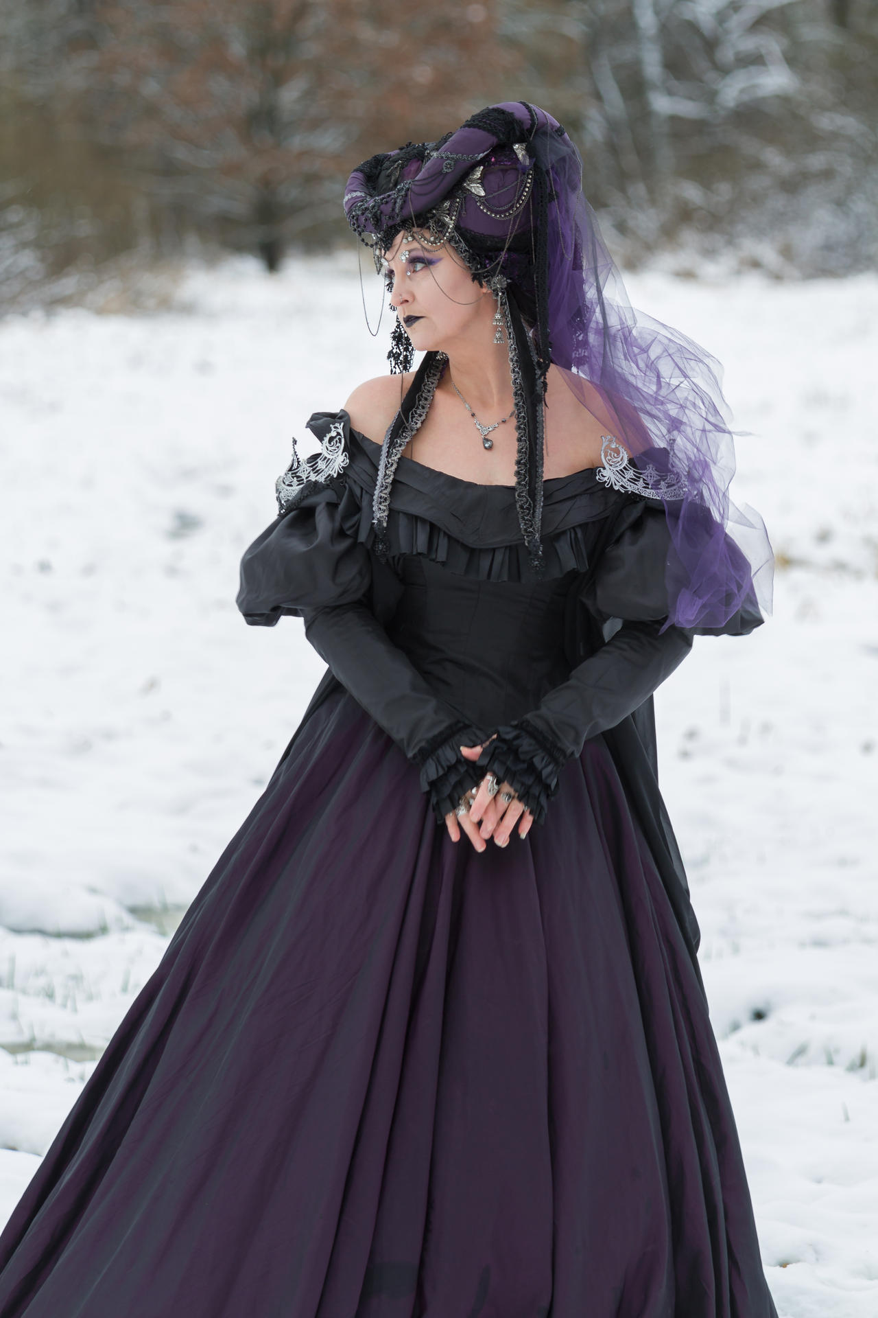 Stock - Medieval Gothic lady portrait sideview