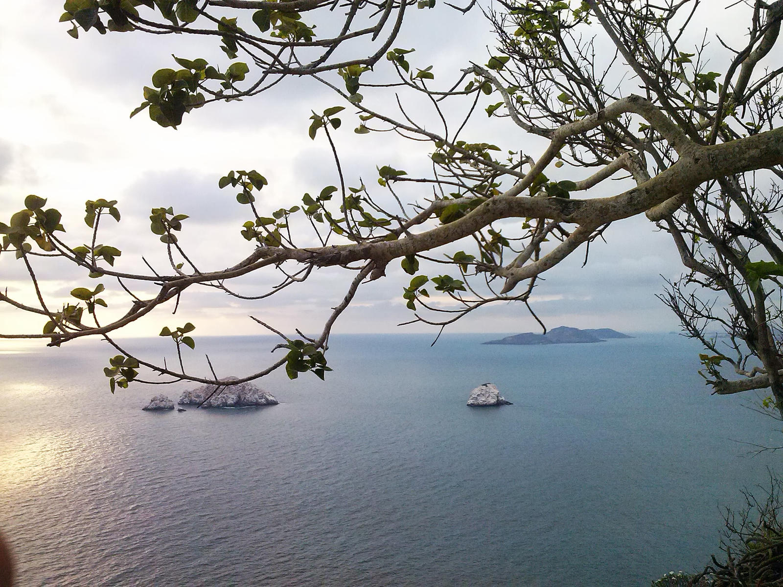 Above the natural lighthouse_39/60