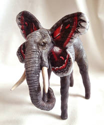 Fetherweight - Cecropia Elephant