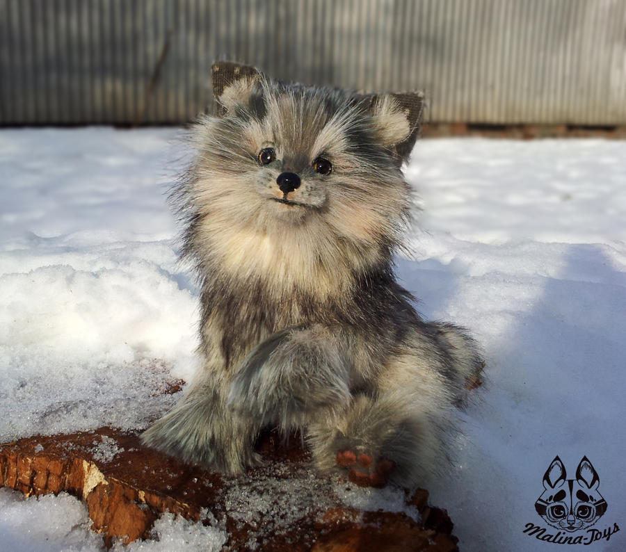 Hand made: Poseable wolf cub