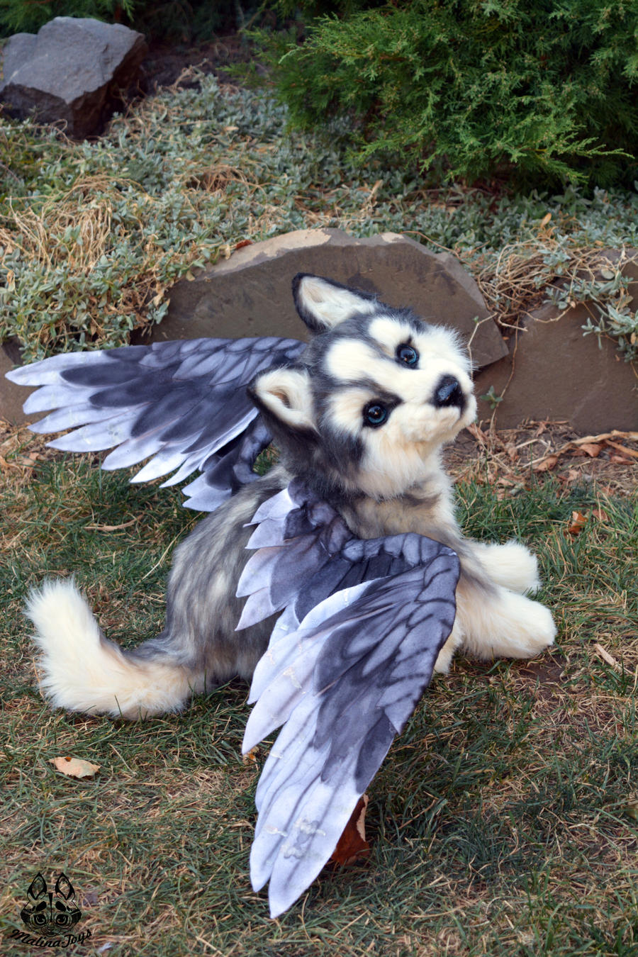 Poseable toy commission :Husky  puppy with wings