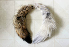 FOR SALE! WHITE WOLF TAIL!