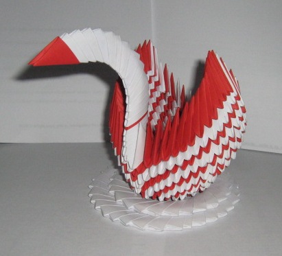 3D origami swan