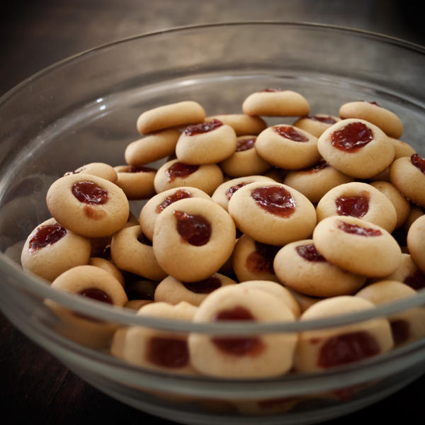 Jam-Filled Shortbread Cookies