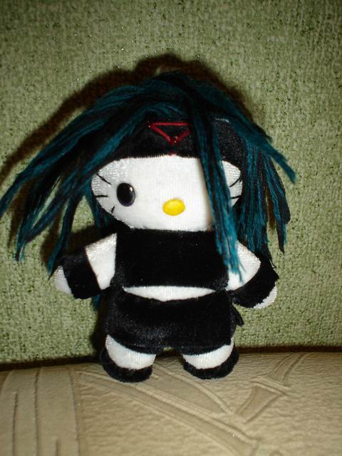 Envy hellokitty plushie