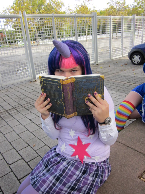 Do not interrupt this Pony while she's reading...