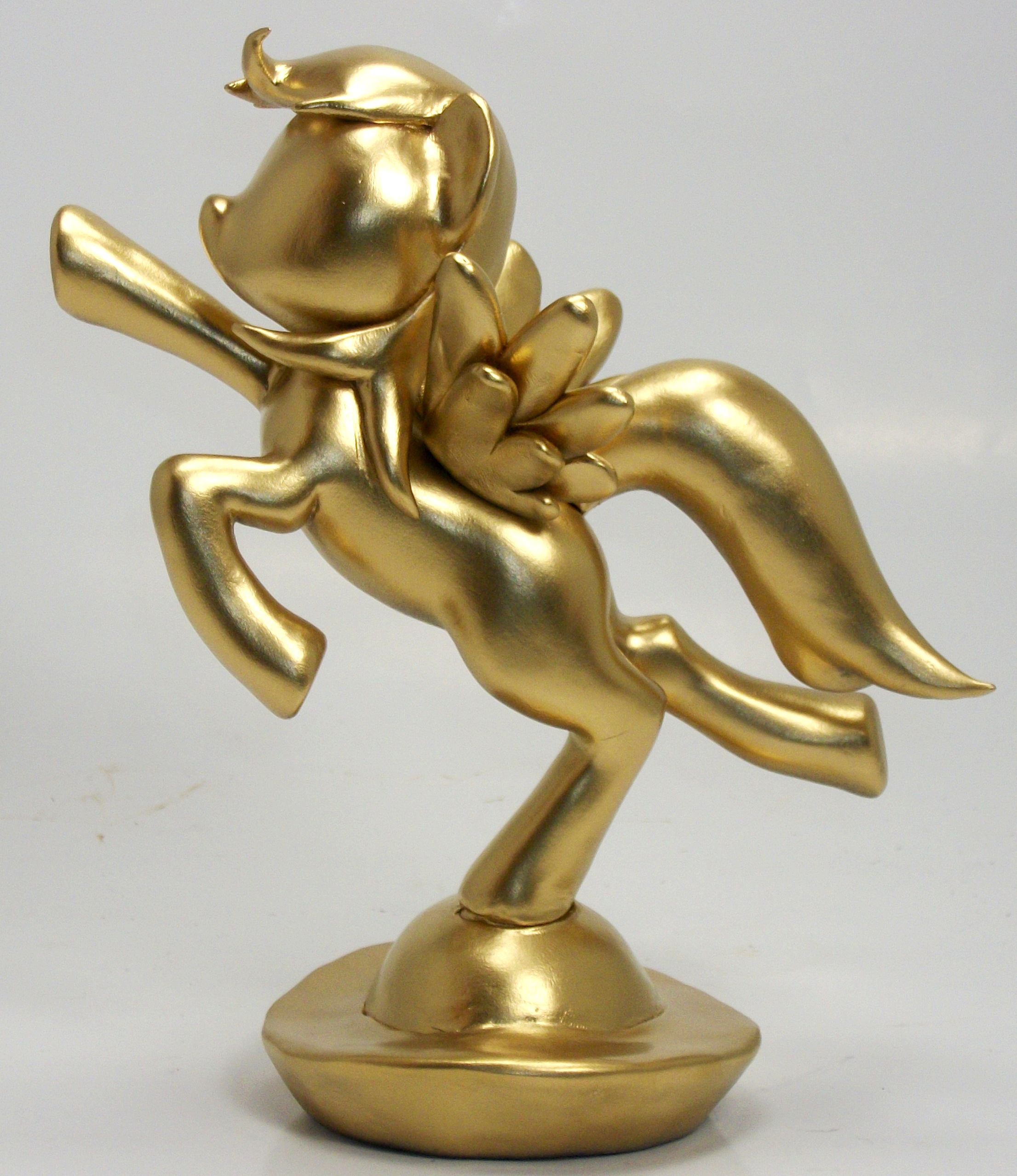 Gold Rainbow Dash custom trophy