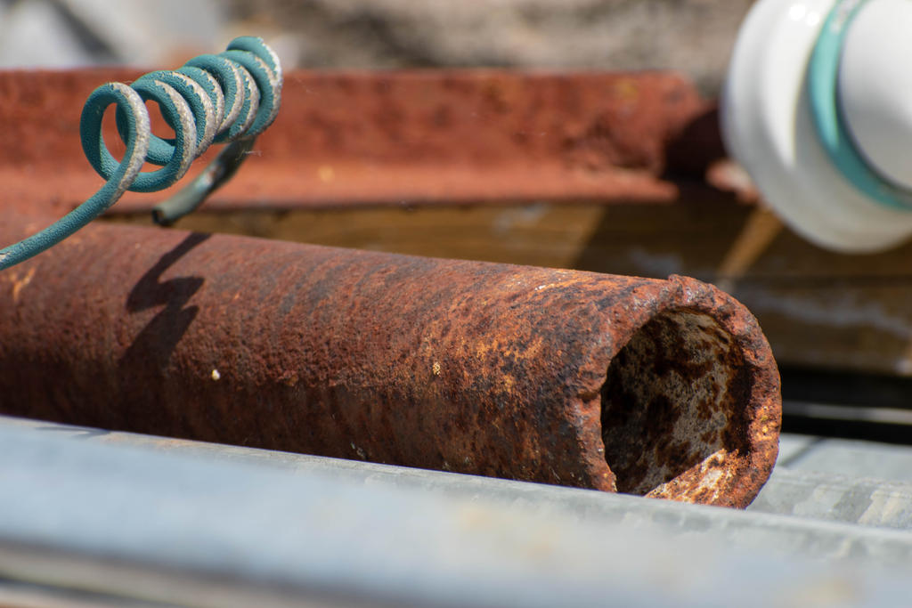 Rusted pipe by OsyAdy on DeviantArt