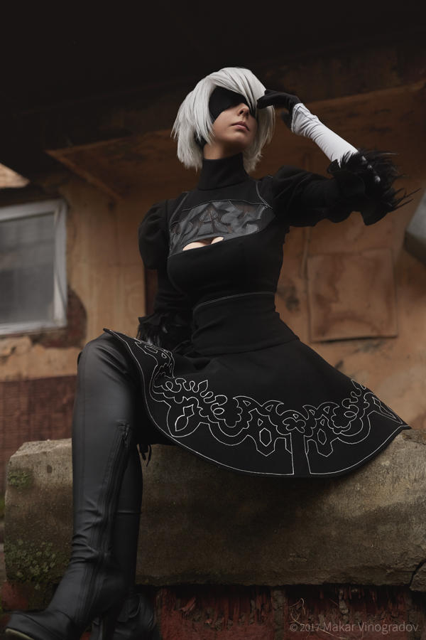NieR: Automata -YoRHa No.2 Type B (aka 2B) cosplay by Disharmonica on ...